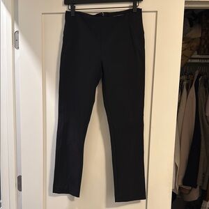 Veronica Beard Black Ankle Cropped Pants